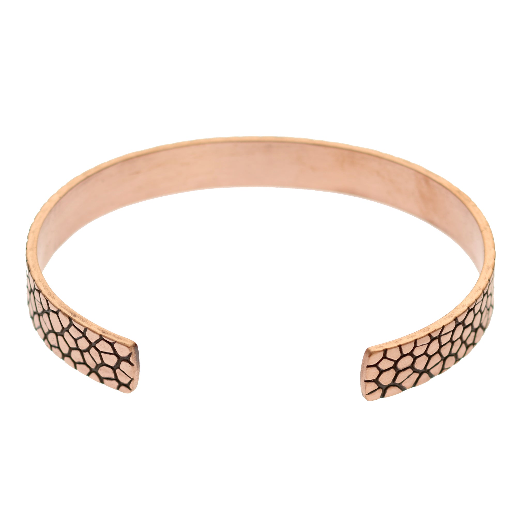Opening of Men's 10 MM Wide Embossed Snakeskin Solid Copper Cuff 